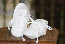 Load image into Gallery viewer, White Unisex Booties with Ties