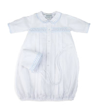 Load image into Gallery viewer, Feltman Brothers Boys White/Blue Dot Gown &amp; Cap Newborn
